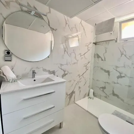 Appartement Expoholidays- Primera Linea Con Parking Incluido *